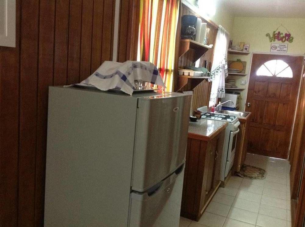 Rainbow Beach Apartments & Rooms Calibishie ภายนอก รูปภาพ